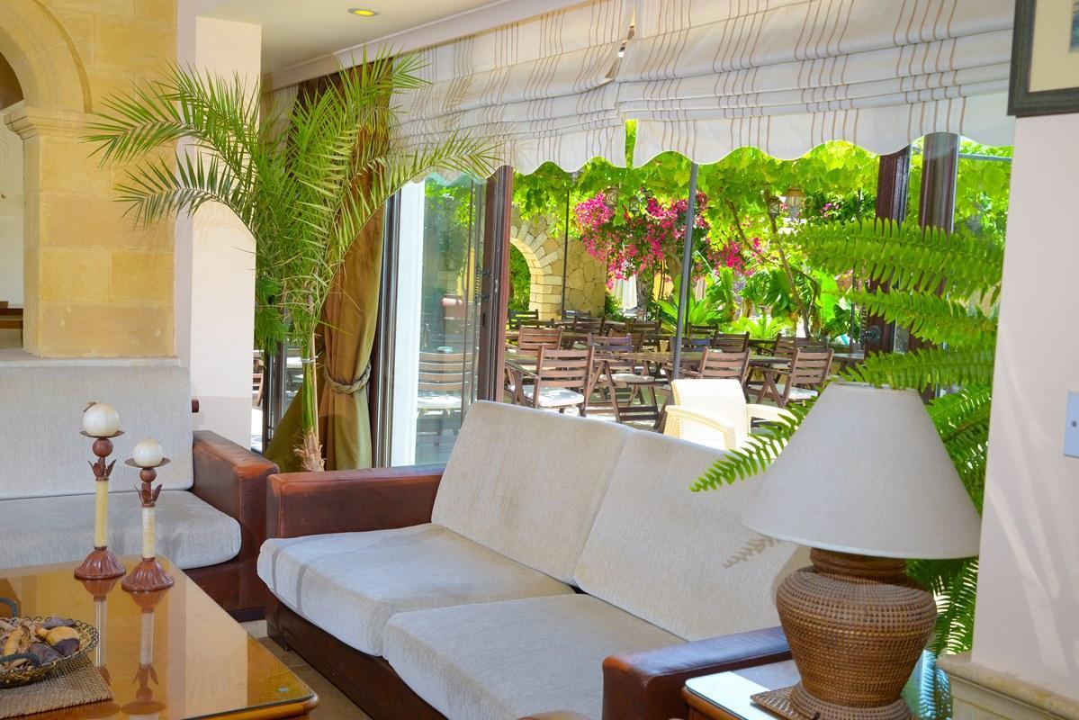 Hotel Pia Bella Cirénia Exterior foto